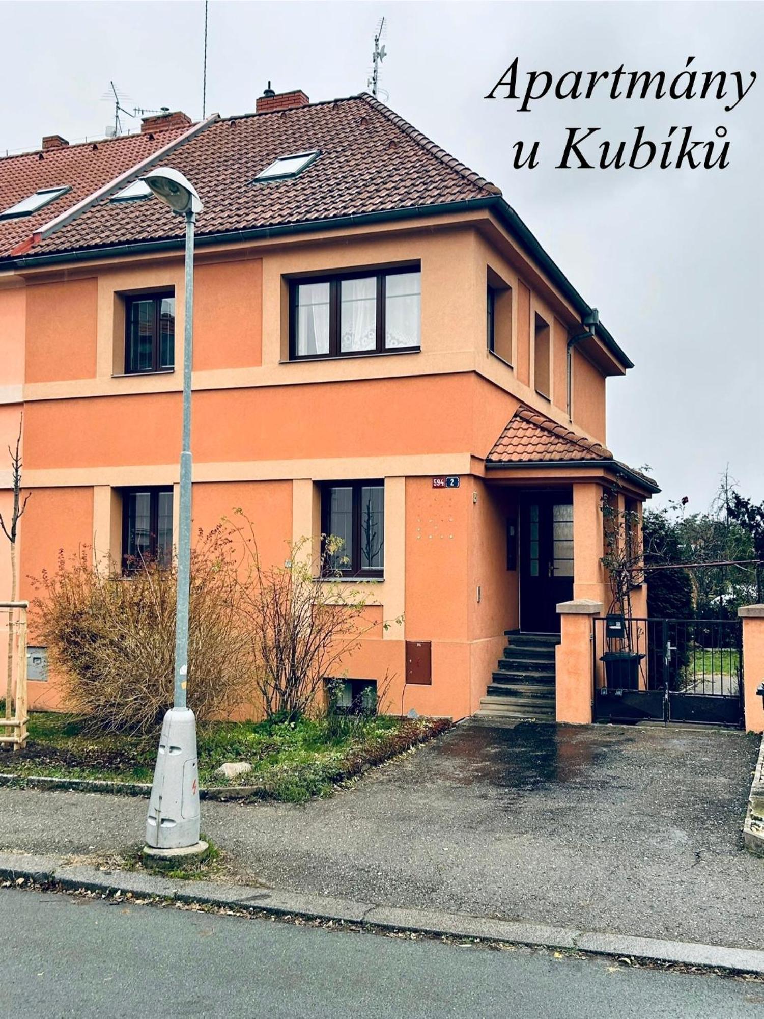 Apartmany U Kubiku Hradec Kralove Bagian luar foto