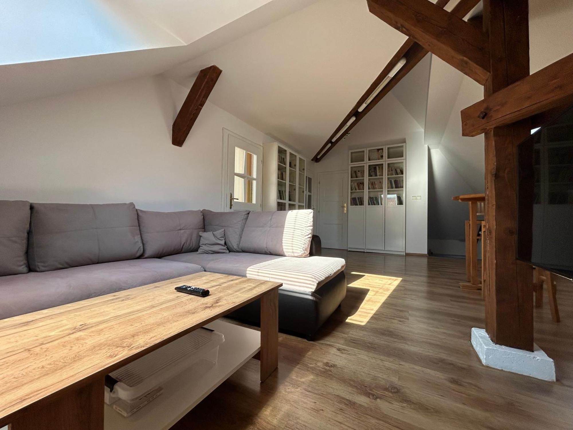 Apartmany U Kubiku Hradec Kralove Bagian luar foto